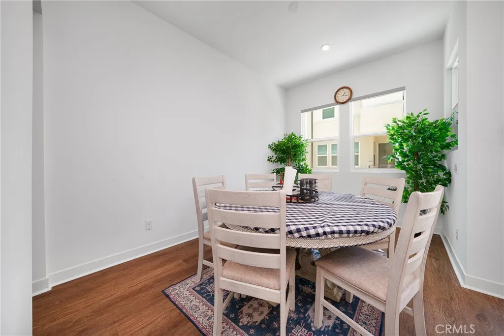 1414 W Bushell Street, Anaheim, California 92805 home-pic-14